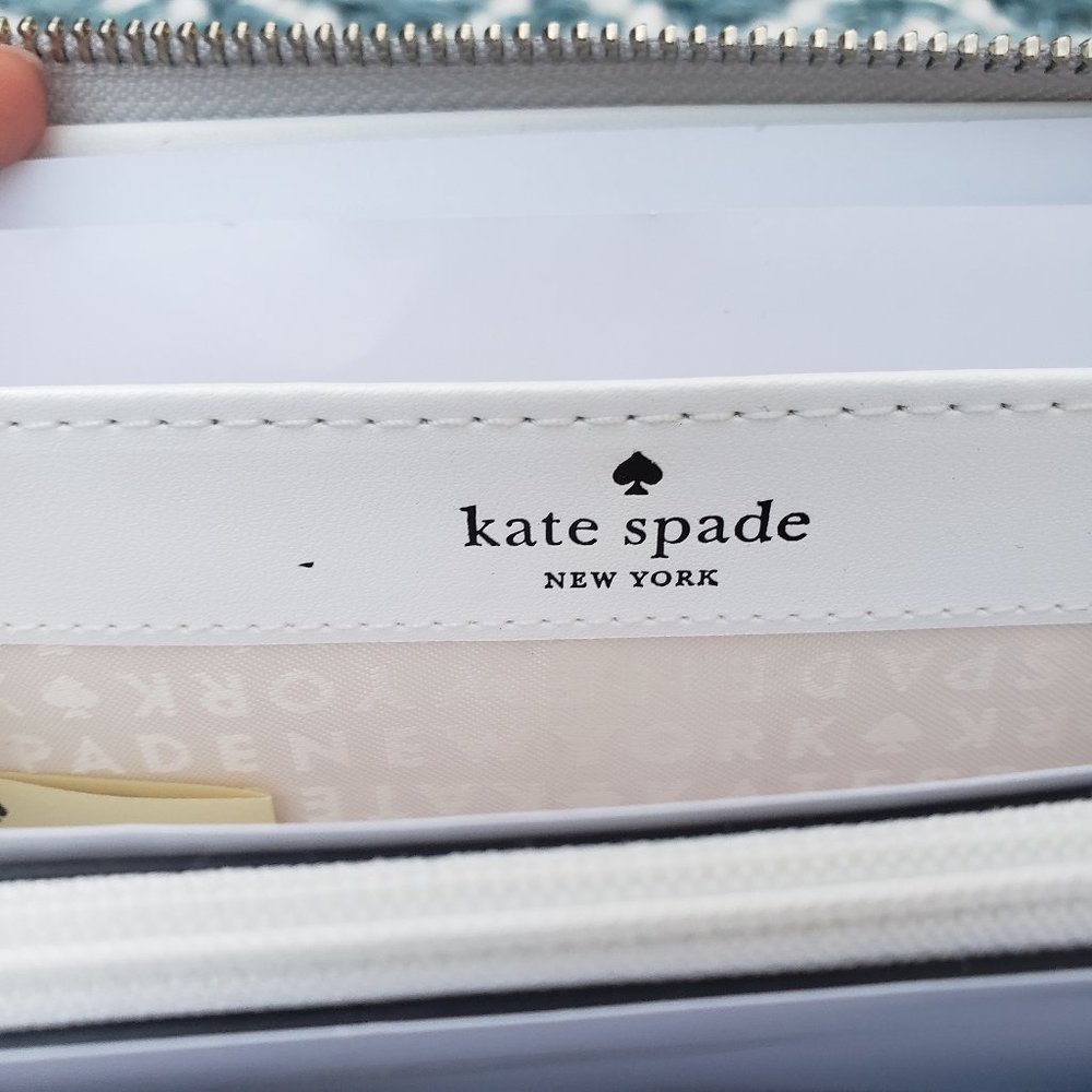 SOLD 🤑 KATE SPADE Neda Larchmont Leather Wallet NEW! - Picture 7 of 12